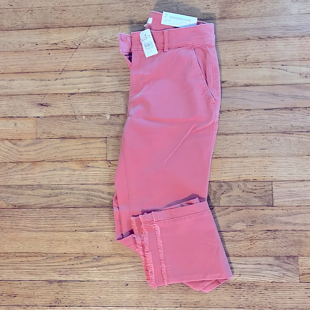 LOFT girlfriend cropped chinos size 2 with frayed detail. New with tags!